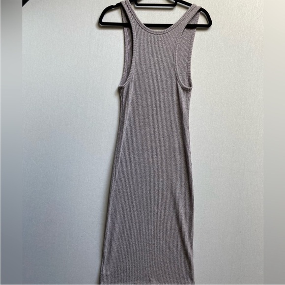 Community aritzia tank midi knit dress Sz M - Picture 2 of 12